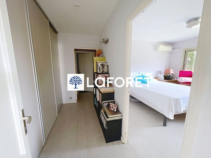 Image No.12-3 Bed Apartment for sale