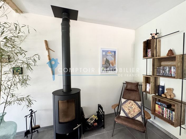 Image No.10-4 Bed House for sale