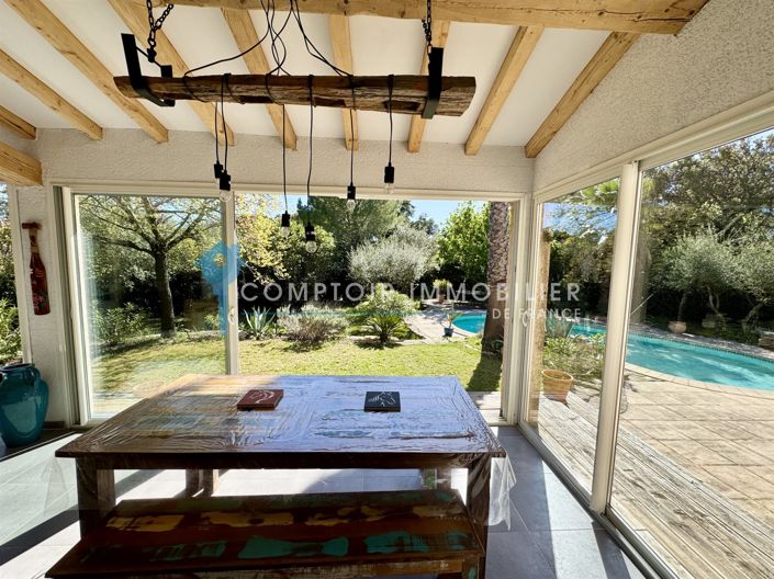Image No.8-4 Bed House for sale