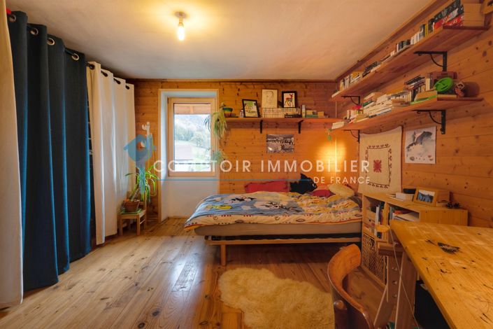 Image No.10-4 Bed House for sale