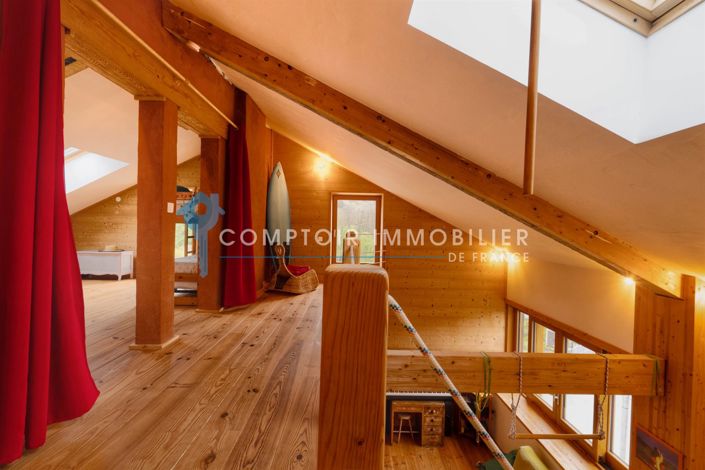 Image No.17-4 Bed House for sale