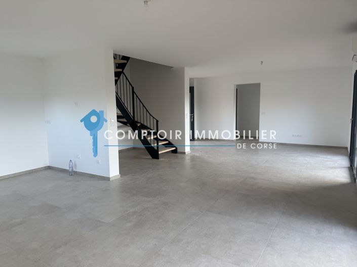 Image No.3-4 Bed House for sale