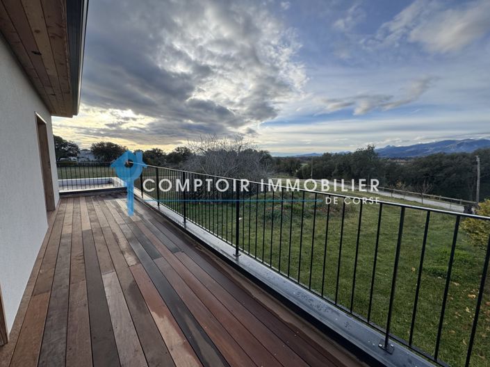 Image No.4-4 Bed House for sale