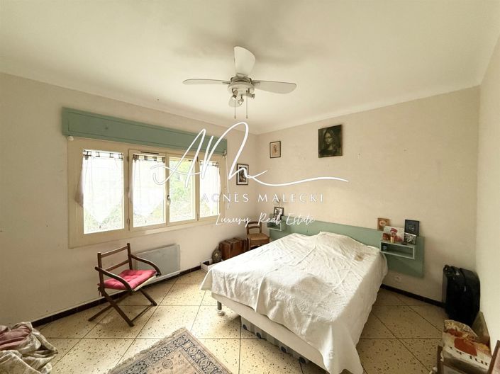 Image No.7-3 Bed House for sale