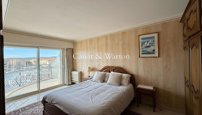 Image No.11-5 Bed Apartment for sale