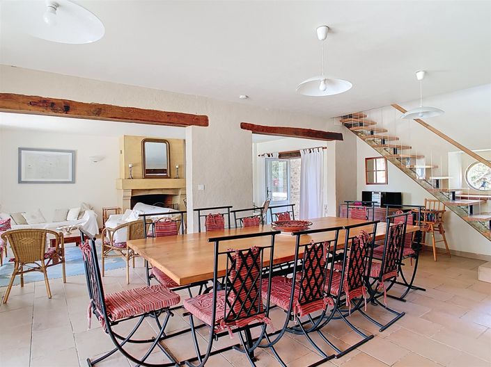 Image No.16-10 Bed House for sale