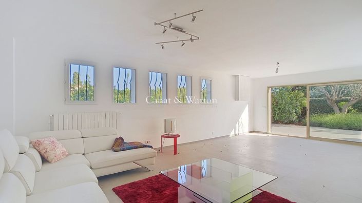 Image No.18-Propriété de 7 chambres à vendre à Saint-Raphael