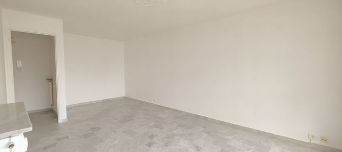 Image No.3-Apartment for sale