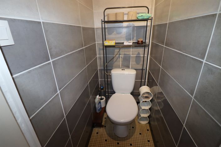 Image No.14-3 Bed House for sale