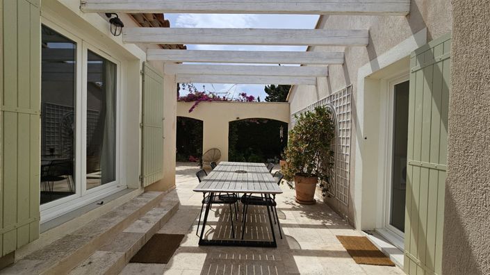 Image No.25-3 Bed House for sale