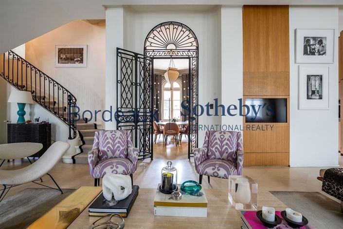 Image No.2-5 Bed House for sale
