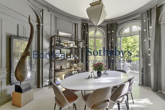 Image No.6-5 Bed House for sale