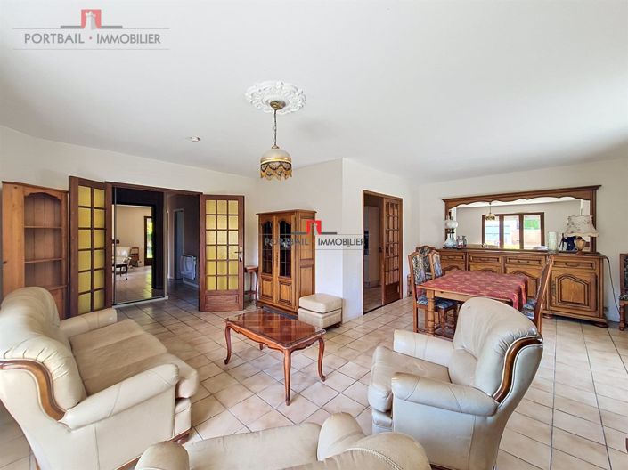 Image No.2-3 Bed House for sale