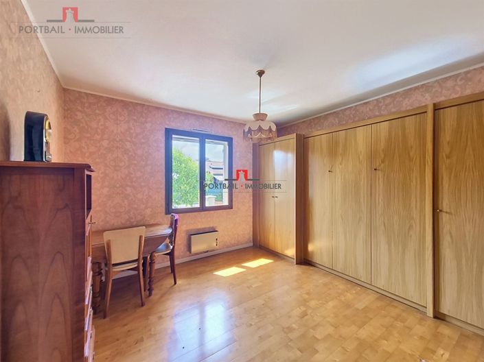 Image No.5-3 Bed House for sale