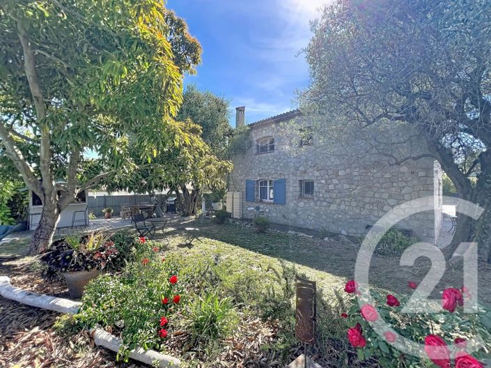 Image No.2-5 Bed House for sale