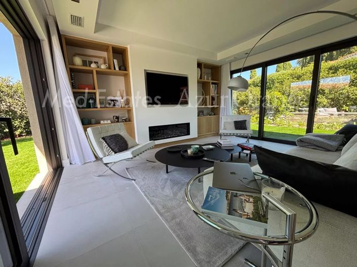 Image No.2-3 Bed House for sale