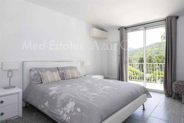 Image No.16-3 Bed House for sale