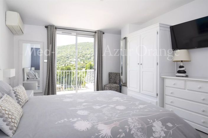 Image No.18-3 Bed House for sale