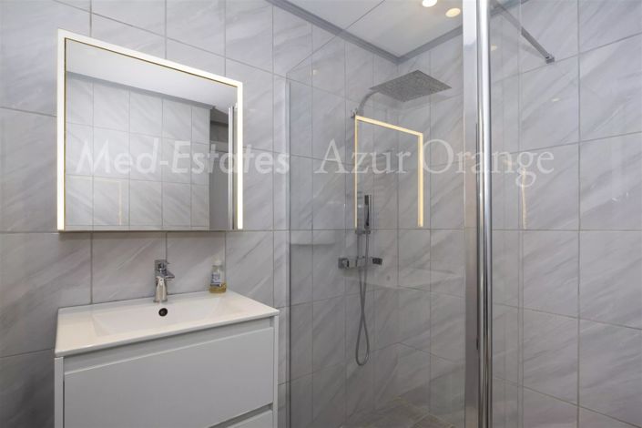 Image No.30-3 Bed House for sale