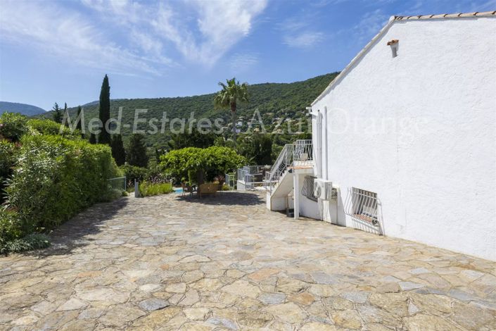 Image No.52-3 Bed House for sale