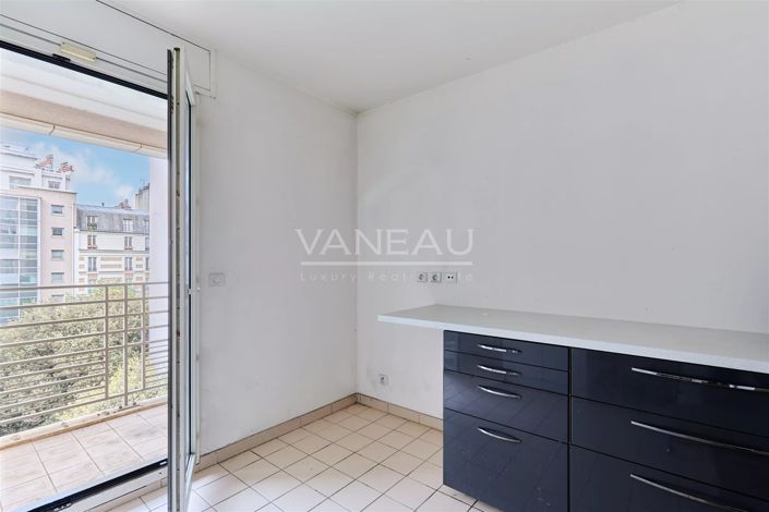 Image No.6-4 Bed Apartment for sale