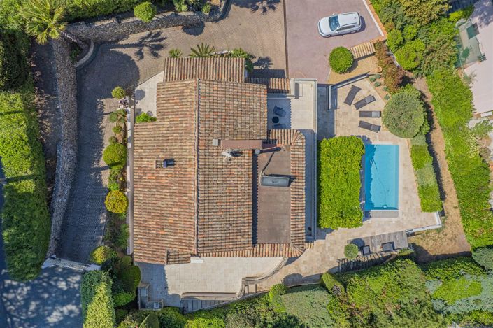 Image No.16-5 Bed House for sale