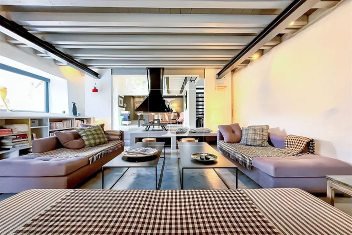 Image No.3-5 Bed Property for sale