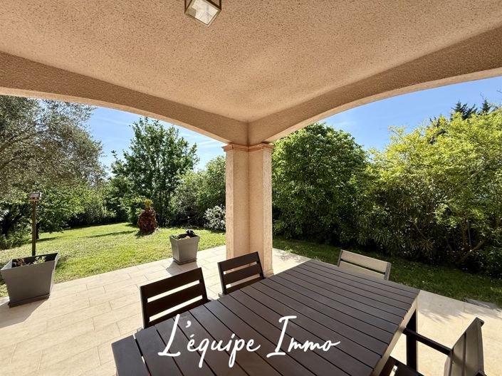 Image No.2-5 Bed House for sale