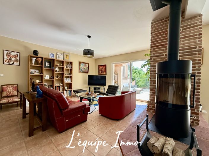 Image No.4-5 Bed House for sale