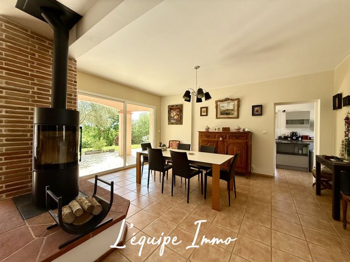 Image No.5-5 Bed House for sale