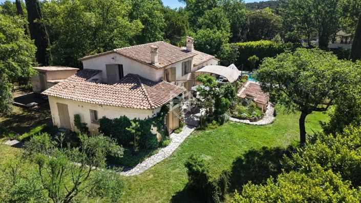 Image No.2-5 Bed House for sale