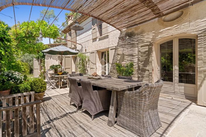 Image No.6-5 Bed House for sale