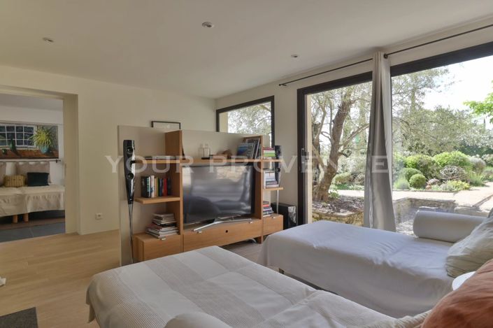 Image No.18-3 Bed House for sale