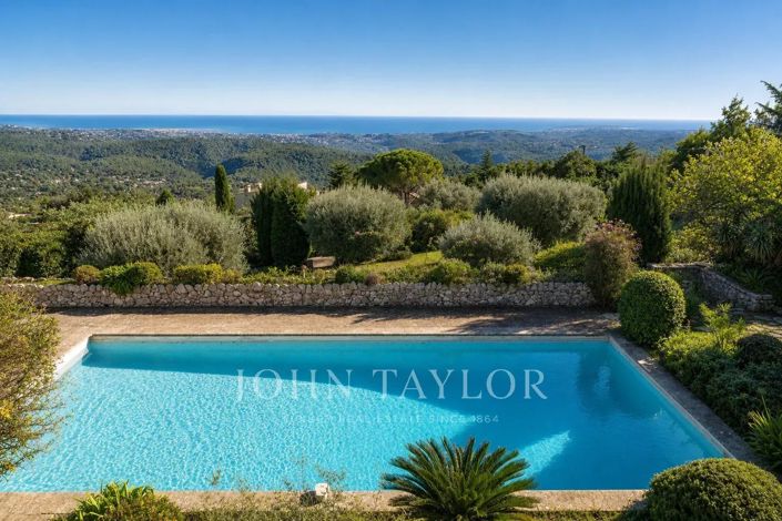 Image No.7-6 Bed House for sale