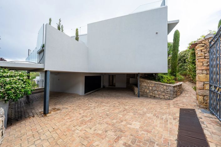 Image No.29-7 Bed House for sale