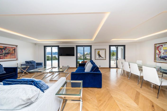 Image No.6-7 Bed House for sale
