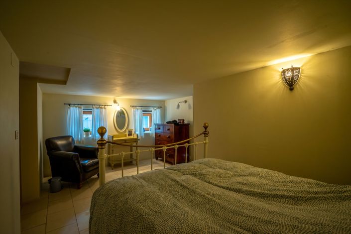 Image No.19-3 Bed House for sale