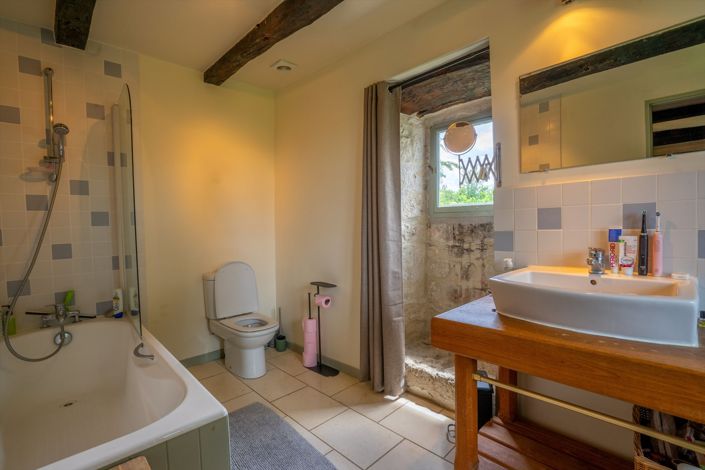 Image No.20-3 Bed House for sale