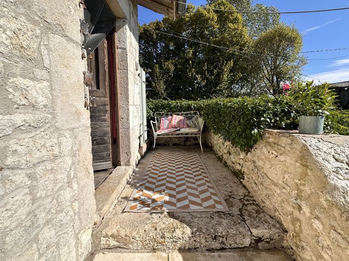 Image No.8-3 Bed House for sale