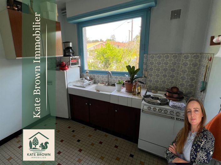 Image No.11-5 Bed House for sale