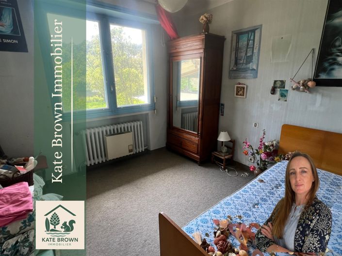 Image No.20-5 Bed House for sale