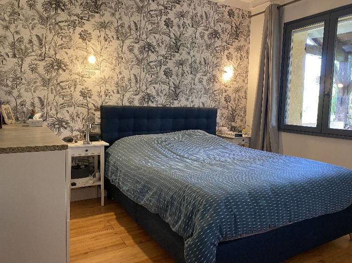 Image No.6-2 Bed House for sale
