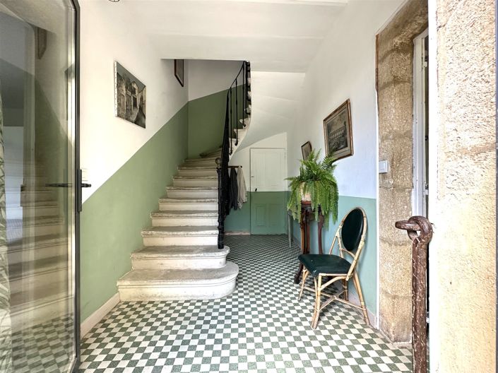 Image No.10-3 Bed House for sale