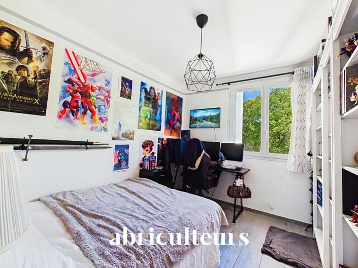 Image No.8-3 Bed Apartment for sale