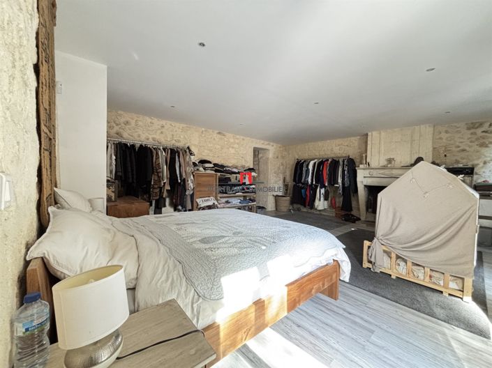 Image No.7-3 Bed House for sale