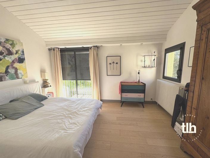 Image No.23-5 Bed House for sale