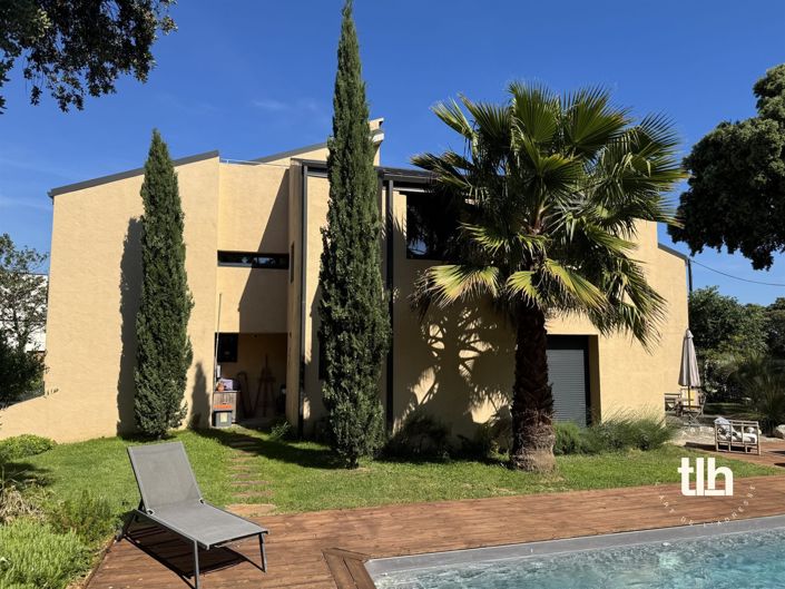 Image No.29-5 Bed House for sale