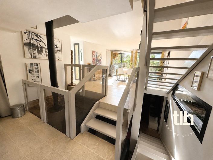 Image No.5-5 Bed House for sale