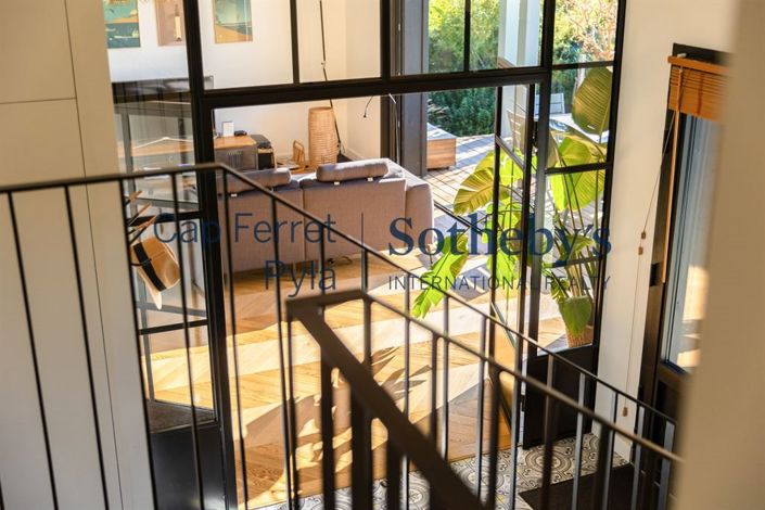 Image No.10-4 Bed House for sale