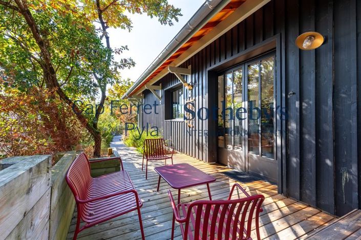 Image No.16-4 Bed House for sale